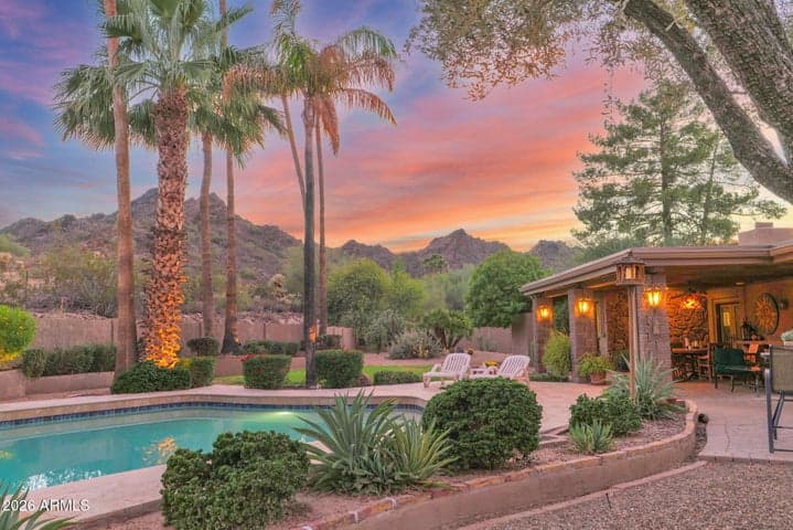 10411 N 23RD Place, Phoenix, AZ