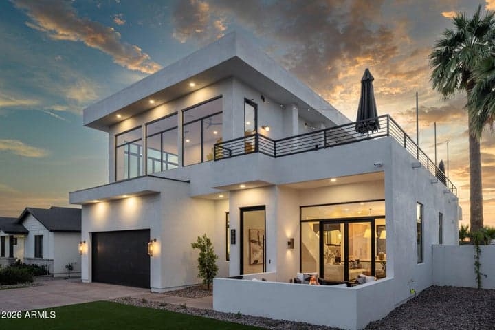4120 N 44TH Place, Phoenix, AZ
