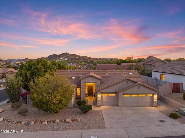 6352 W BRILES Road, Phoenix, AZ