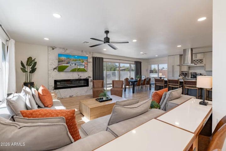 8602 E KEIM Drive, Scottsdale, AZ