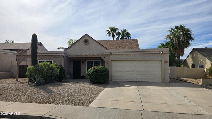 1243 E UTOPIA Road, Phoenix, AZ