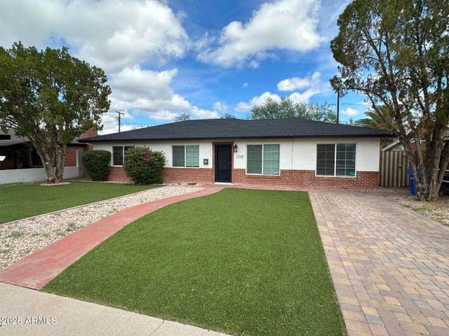 2220 E HEATHERBRAE Drive, Phoenix, AZ