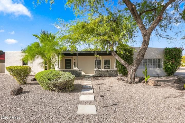 6748 E DREYFUS Avenue, Scottsdale, AZ