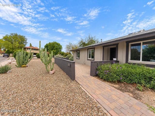 3840 E Sahuaro Drive, Phoenix, AZ
