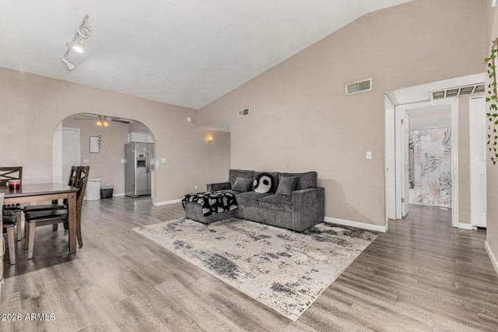 2511 W WILLOW Avenue, Phoenix, AZ