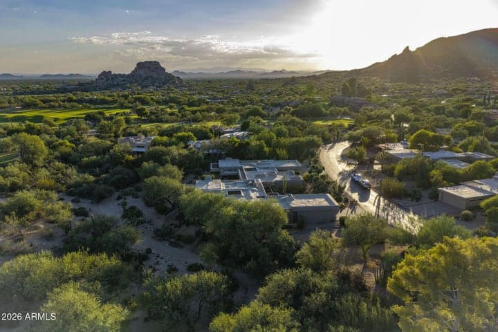 1042 N BOULDER Drive, Carefree, AZ