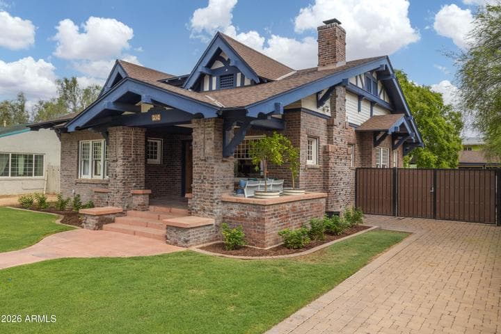 92 W LYNWOOD Street, Phoenix, AZ