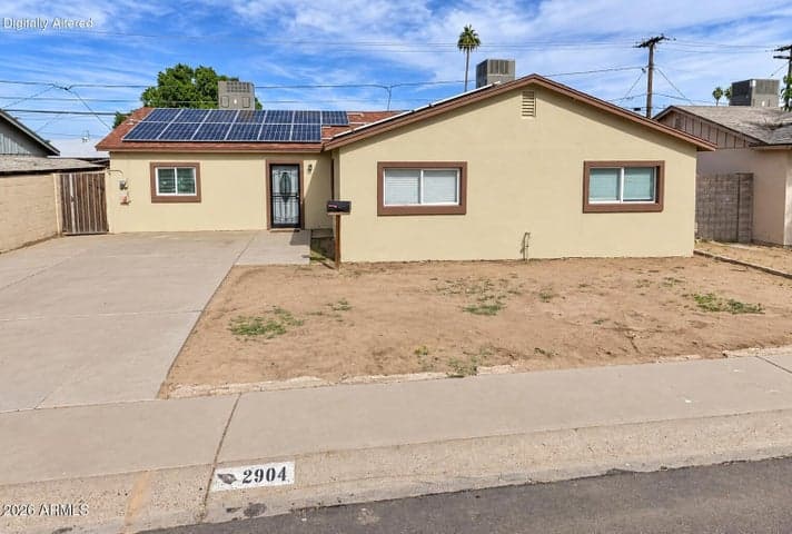 2904 W CACTUS Road, Phoenix, AZ