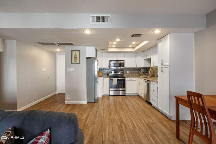 7940 E CAMELBACK Road #205, Scottsdale, AZ