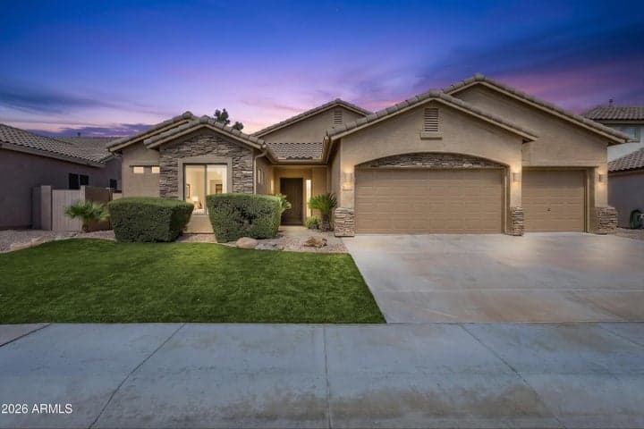 4342 W HACKAMORE Drive, Phoenix, AZ