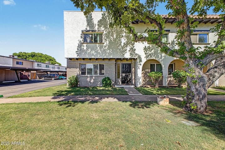 3848 N 30TH Street, Phoenix, AZ