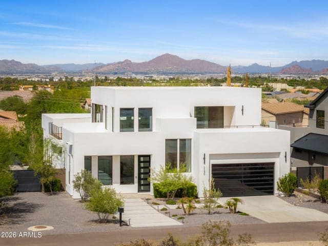 3350 E HIGHLINE CANAL Road, Phoenix, AZ