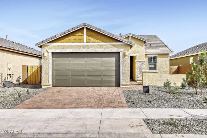 9752 W FLOWER Street, Phoenix, AZ