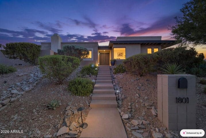 1801 E MANZANITA Drive, Phoenix, AZ