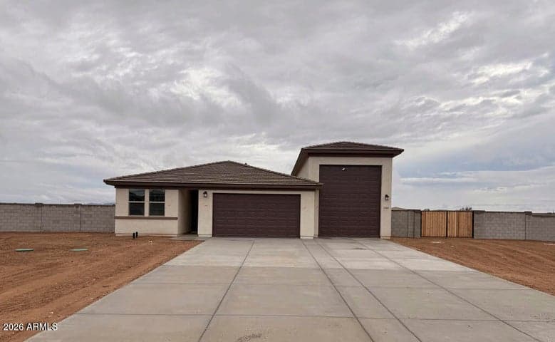 24409 W DUANE Lane, Wittmann, AZ