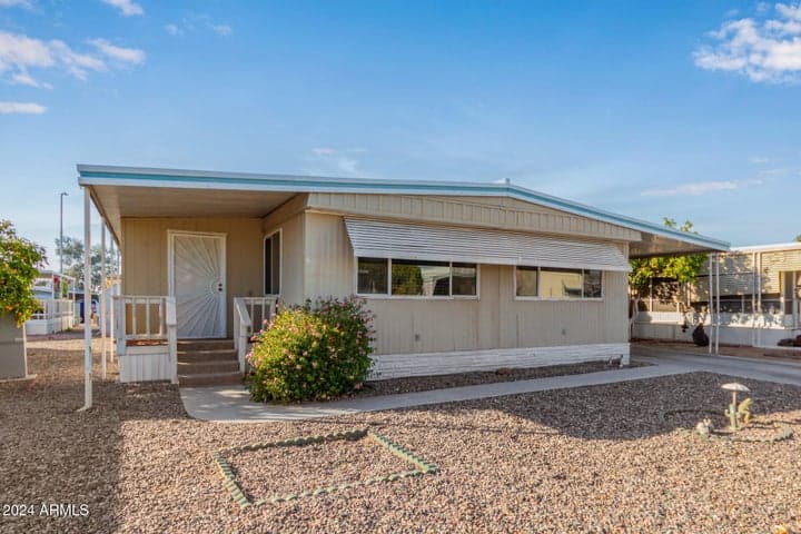 2650 W Union Hills Drive #155, Phoenix, AZ