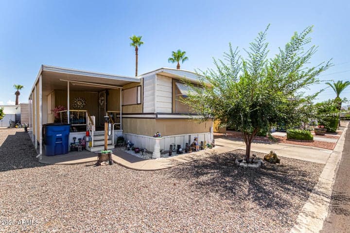 2650 W UNION HILLS Drive #50, Phoenix, AZ