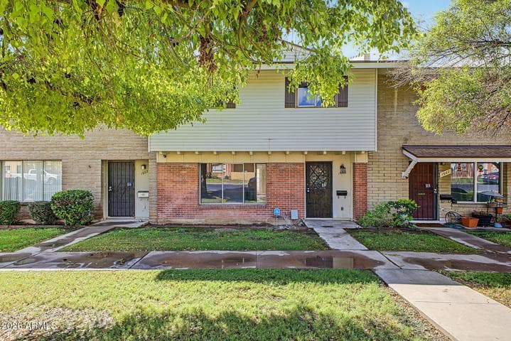 1605 W HAZELWOOD Street, Phoenix, AZ