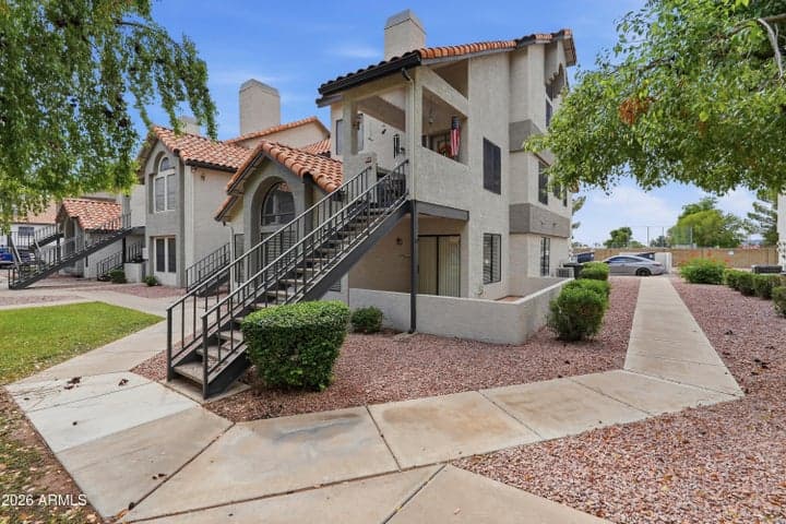 19820 N 13th Avenue, Phoenix, AZ