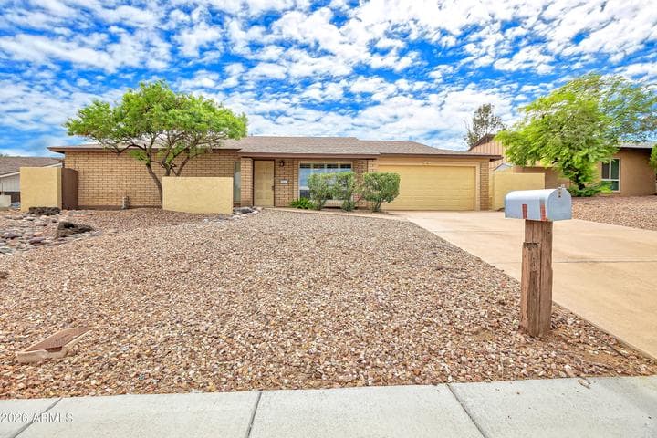 2263 E CHRISTY Drive, Phoenix, AZ