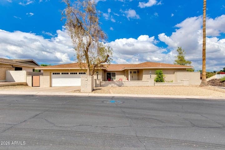 502 W SURREY Avenue, Phoenix, AZ