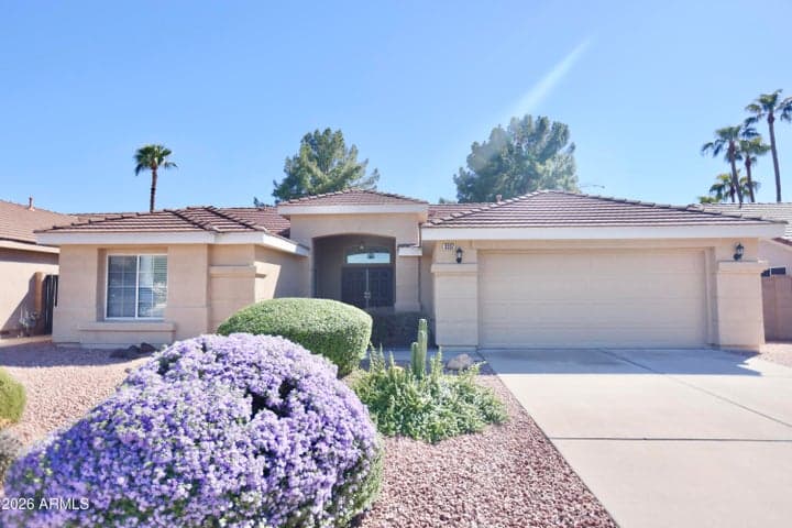3337 E BEARDSLEY Road, Phoenix, AZ