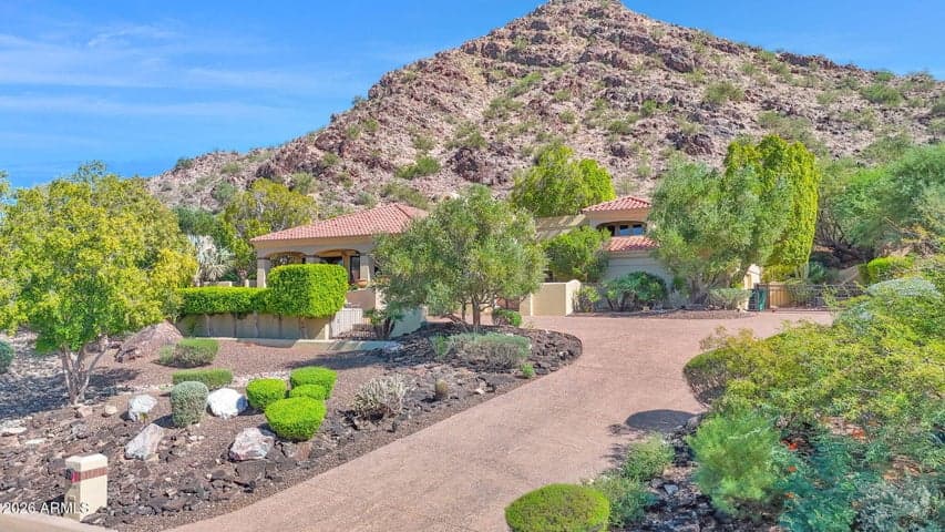 8129 N 54TH Street, Paradise Valley, AZ