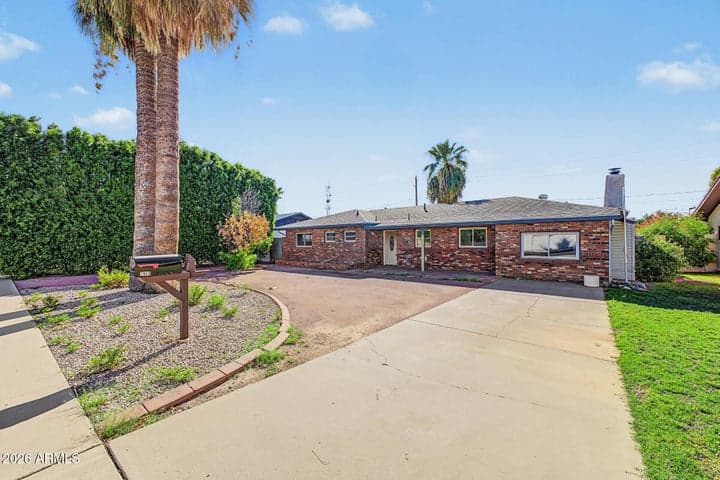 2940 N 53RD Place, Phoenix, AZ