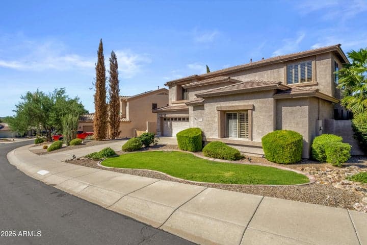 25634 N SINGBUSH Loop, Phoenix, AZ