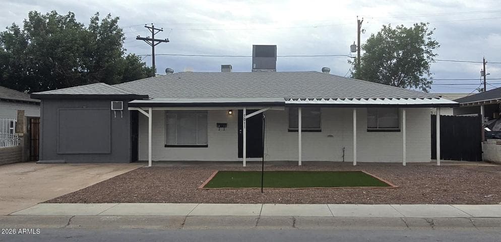5011 W MACKENZIE Drive, Phoenix, AZ