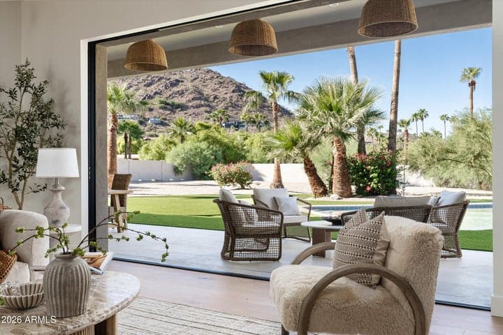 4828 E CLEARWATER Parkway, Paradise Valley, AZ