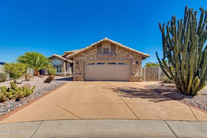 14458 W POWDERHORN Drive, Surprise, AZ