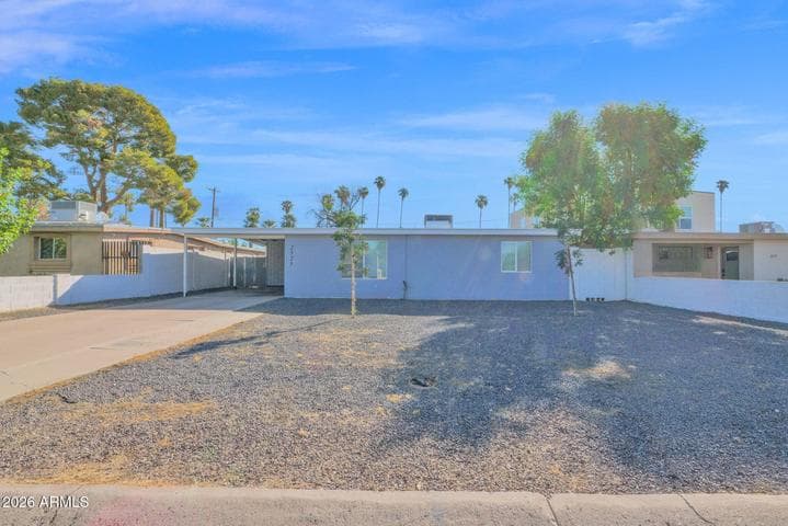 2325 N 30TH Street, Phoenix, AZ