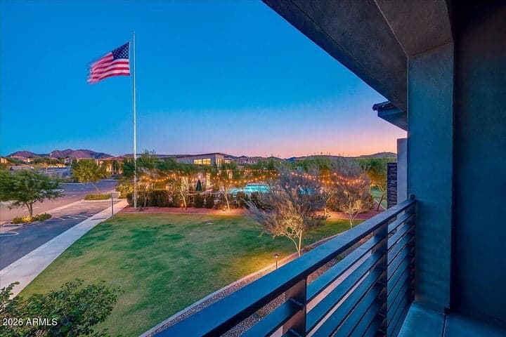 2121 W SONORAN DESERT Drive #66, Phoenix, AZ