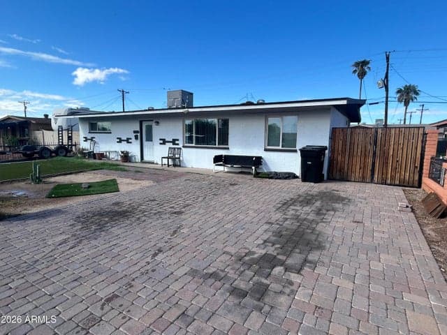 1356 N 39TH Avenue, Phoenix, AZ