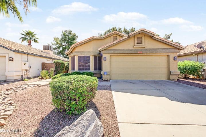 4237 E MORROW Drive, Phoenix, AZ