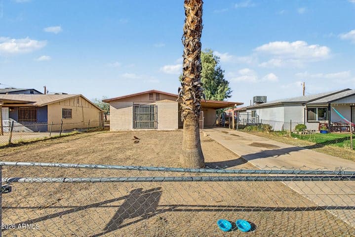 1138 W APACHE Street, Phoenix, AZ