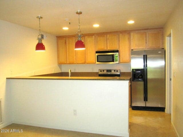 4704 E PARADISE VILLAGE Parkway #141, Phoenix, AZ