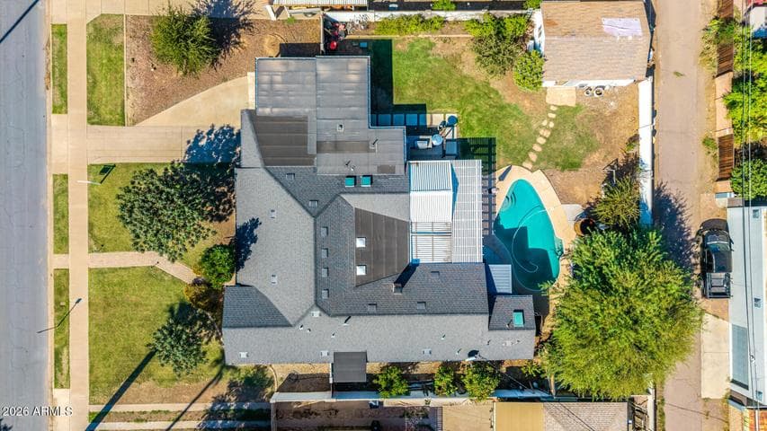2221 N LAUREL Avenue, Phoenix, AZ