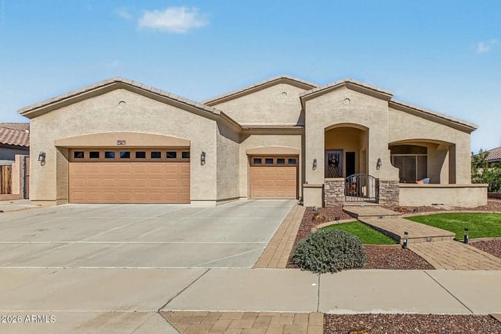 26915 N GIDIYUP Trail, Phoenix, AZ