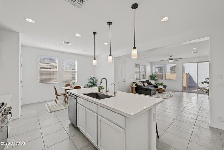 14120 W BRONCO Trail, Surprise, AZ