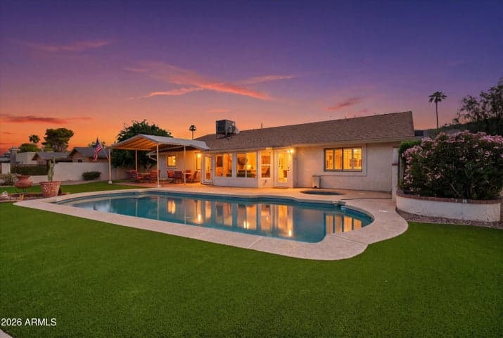 120 W THUNDERBIRD Road, Phoenix, AZ