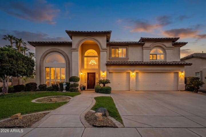 3907 E INDIGO BAY Drive, Gilbert, AZ