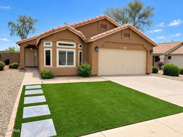 2123 E ROCKWOOD Drive, Phoenix, AZ