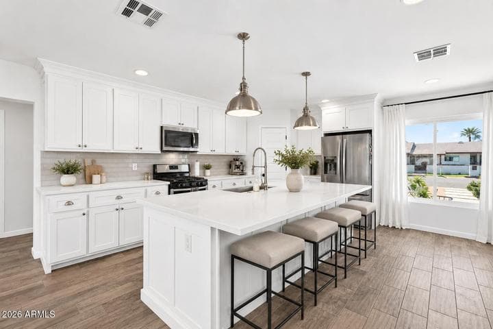 4622 E VIRGINIA Avenue, Phoenix, AZ