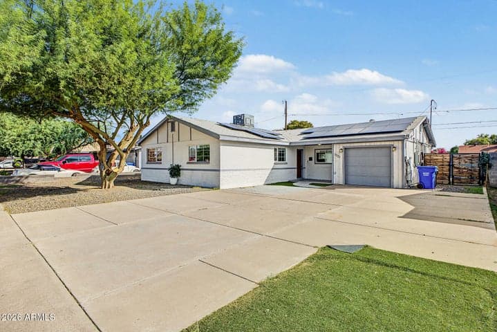 3021 W BLOOMFIELD Road, Phoenix, AZ