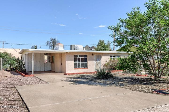1212 E WINTER Drive, Phoenix, AZ
