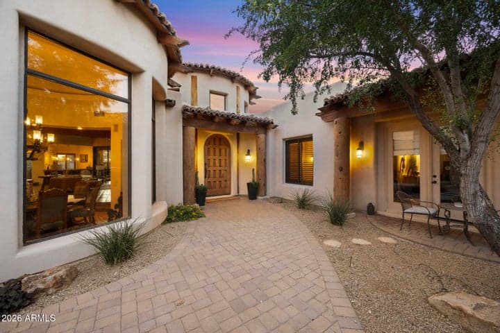 14616 S 1ST Street, Phoenix, AZ