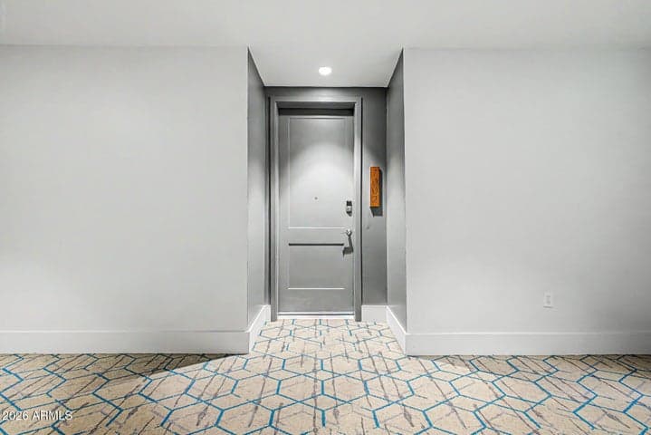 3131 N CENTRAL Avenue #7002, Phoenix, AZ
