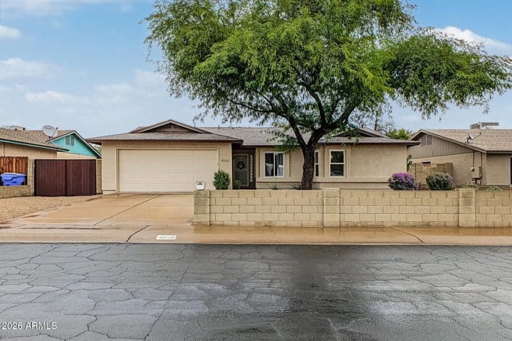 4840 E CAPISTRANO Avenue, Phoenix, AZ
